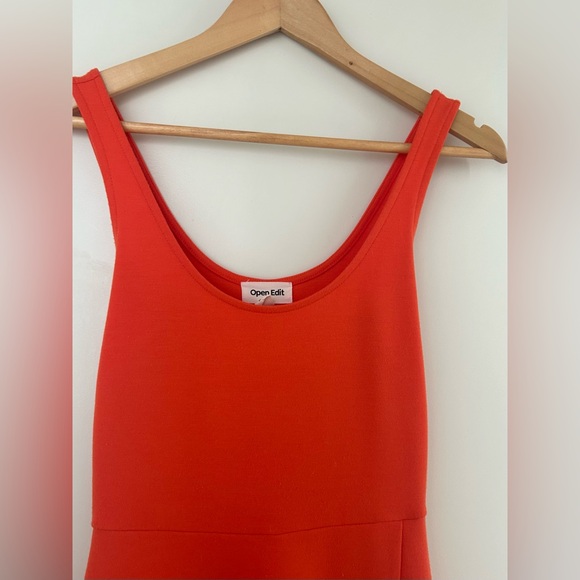 Bright orange stretch dress - Picture 4 of 4